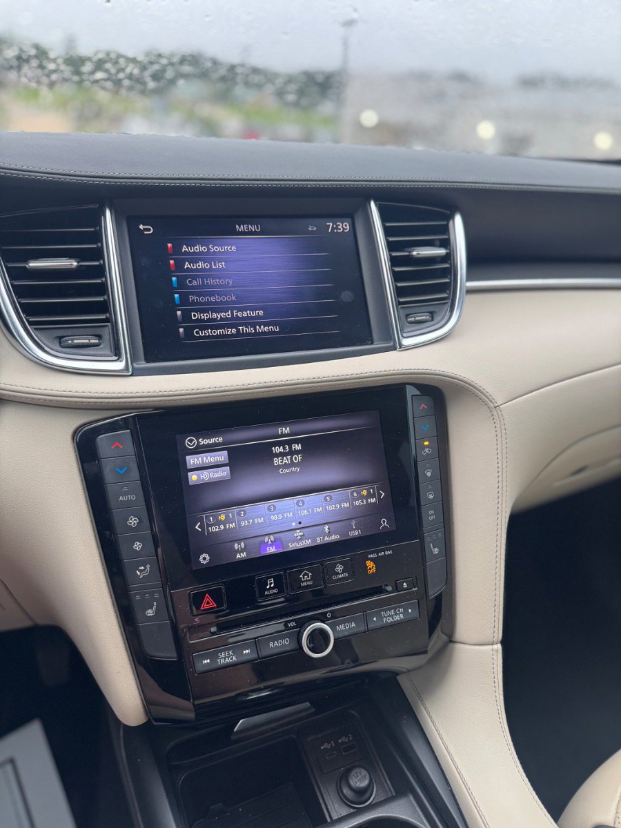 Used 2022 INFINITI QX50 Luxe image 10