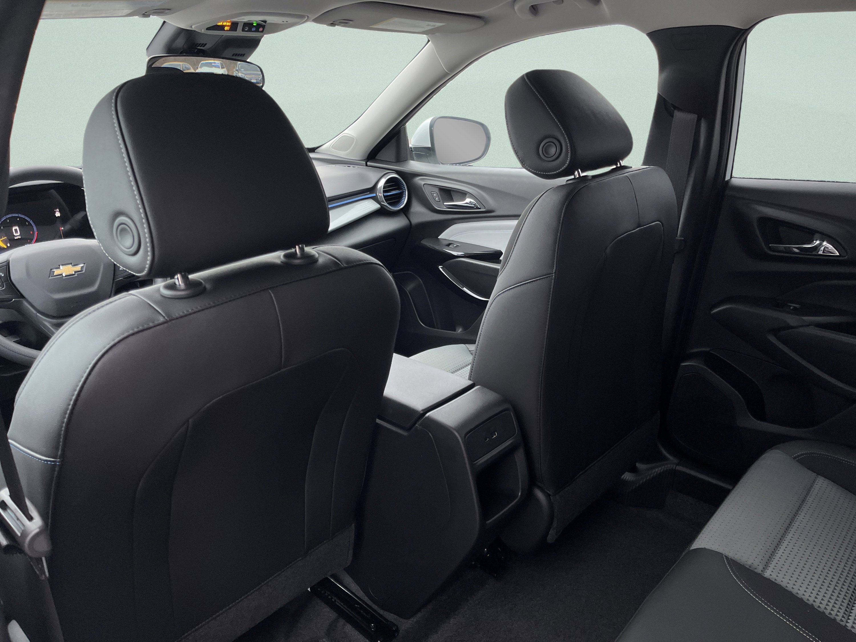 New 2026 Chevrolet Trax LT image 24