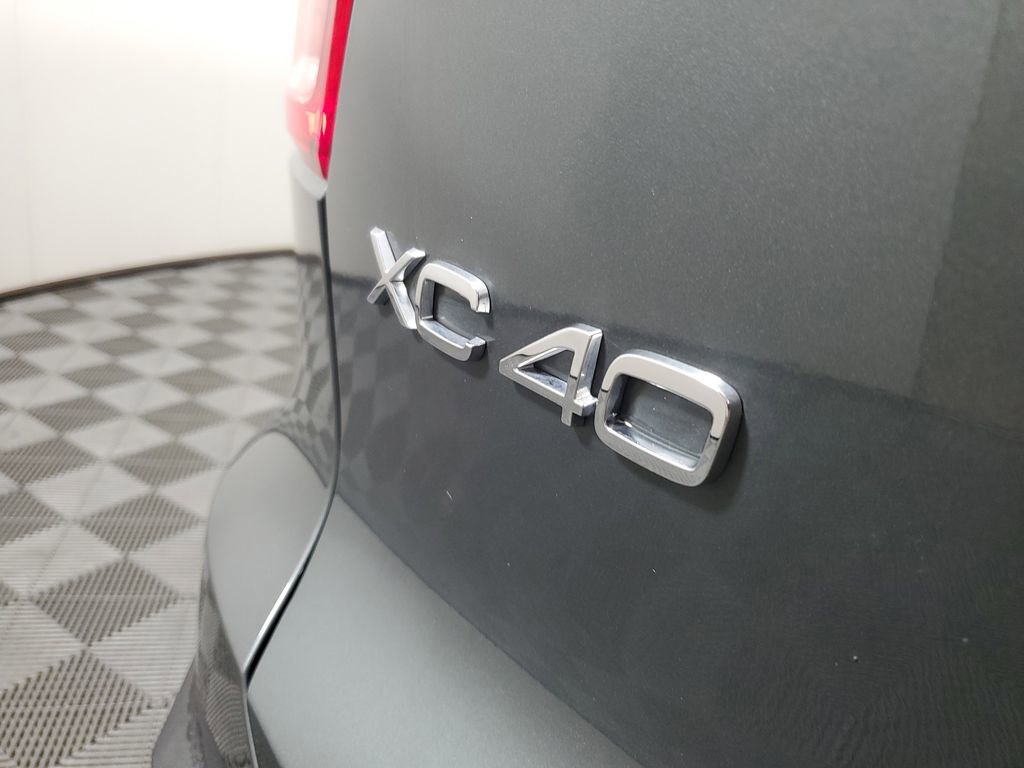 Certified 2026 Volvo XC40 B5 Ultra w/ Climate Package image 10