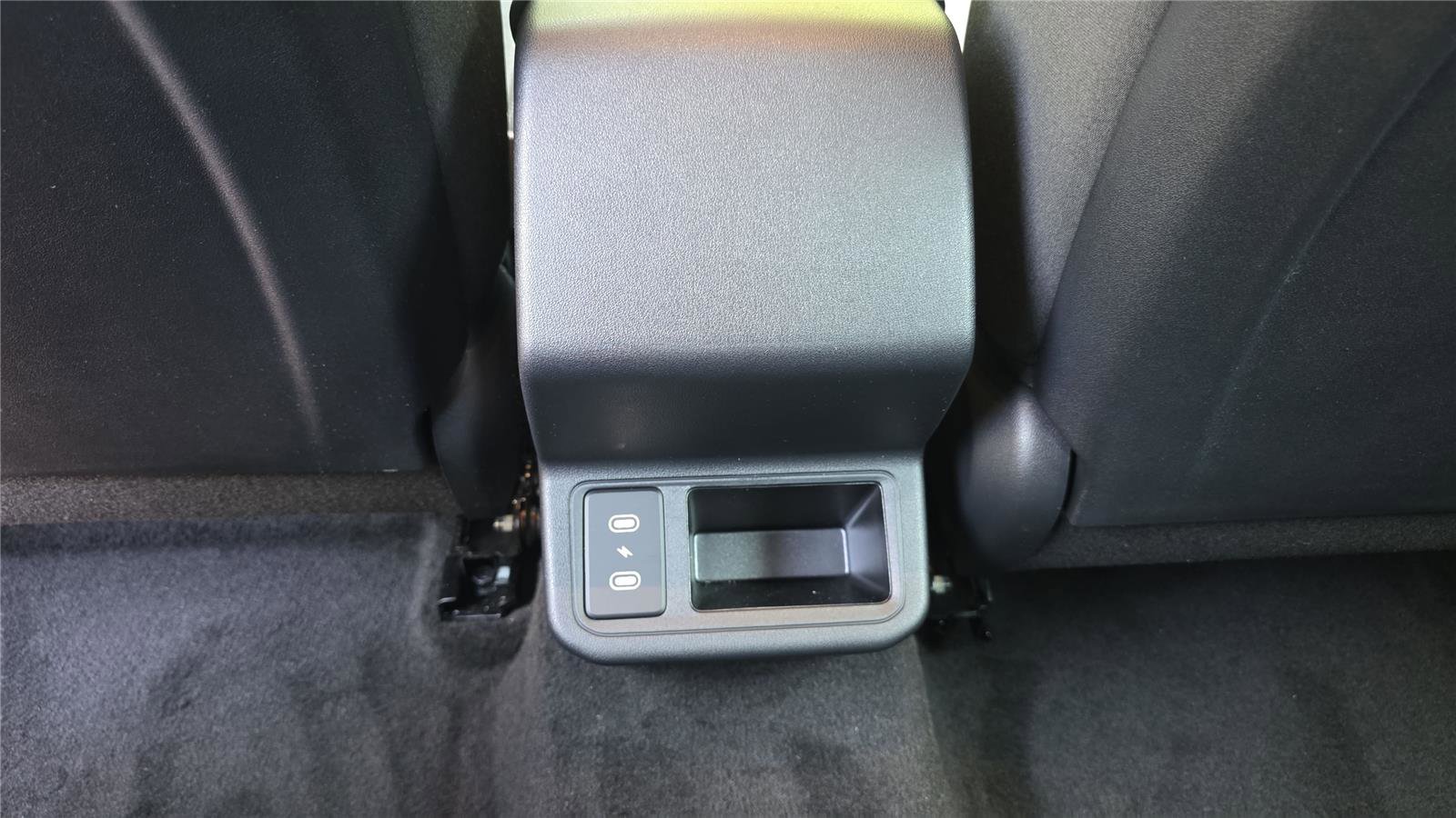 Used 2025 Kia K4 LXS image 22