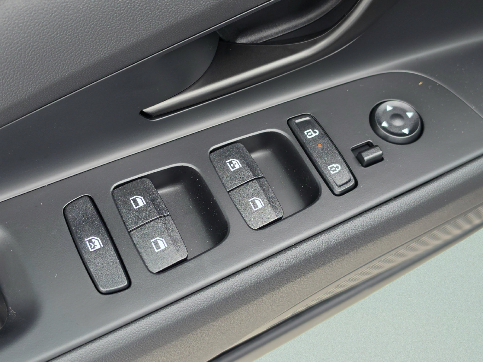 New 2026 Hyundai Elantra SEL Sport FWD image 20