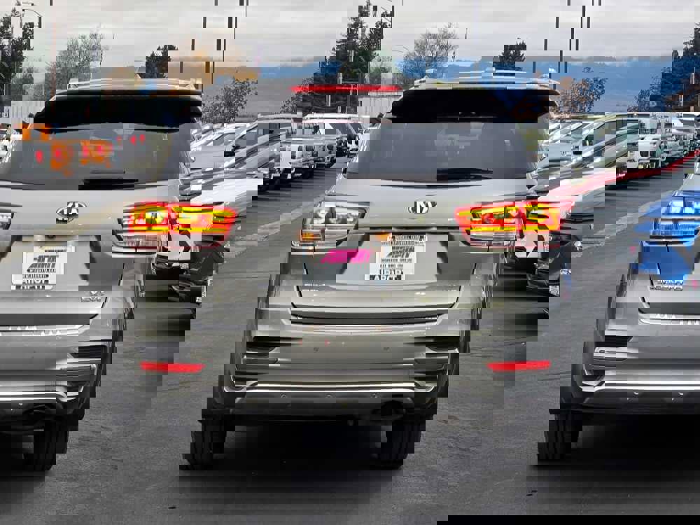 Used 2016 Kia Sorento SX image 5