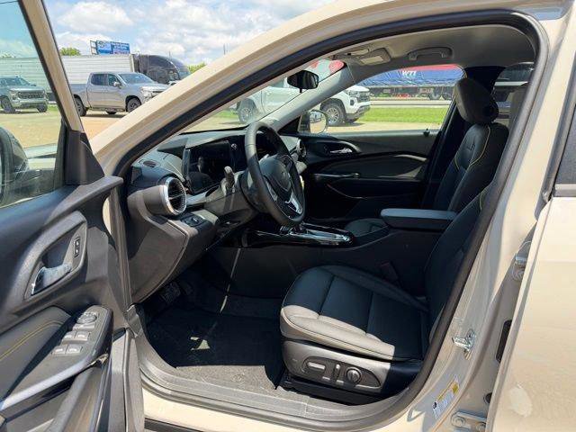 New 2026 Chevrolet Trax ACTIV w/ Driver Confidence Package FWD image 6