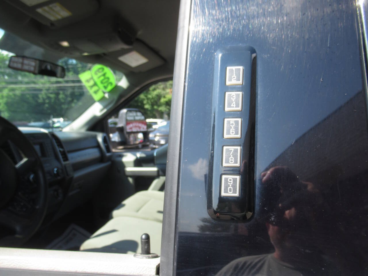 Used 2019 Ford F250 XLT w/ XLT Value Package AWD/4WD image 17