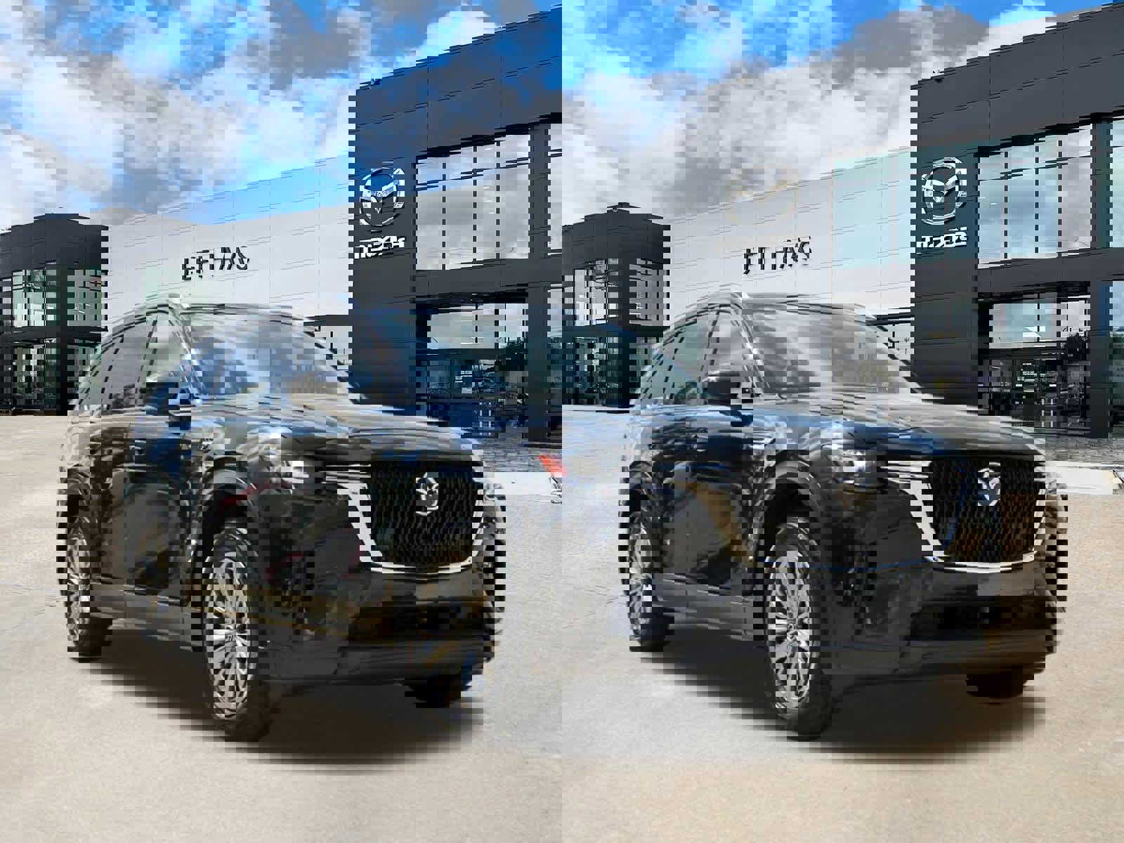 Used 2025 MAZDA CX-90 Plug-In Hybrid w/ Preferred image 4