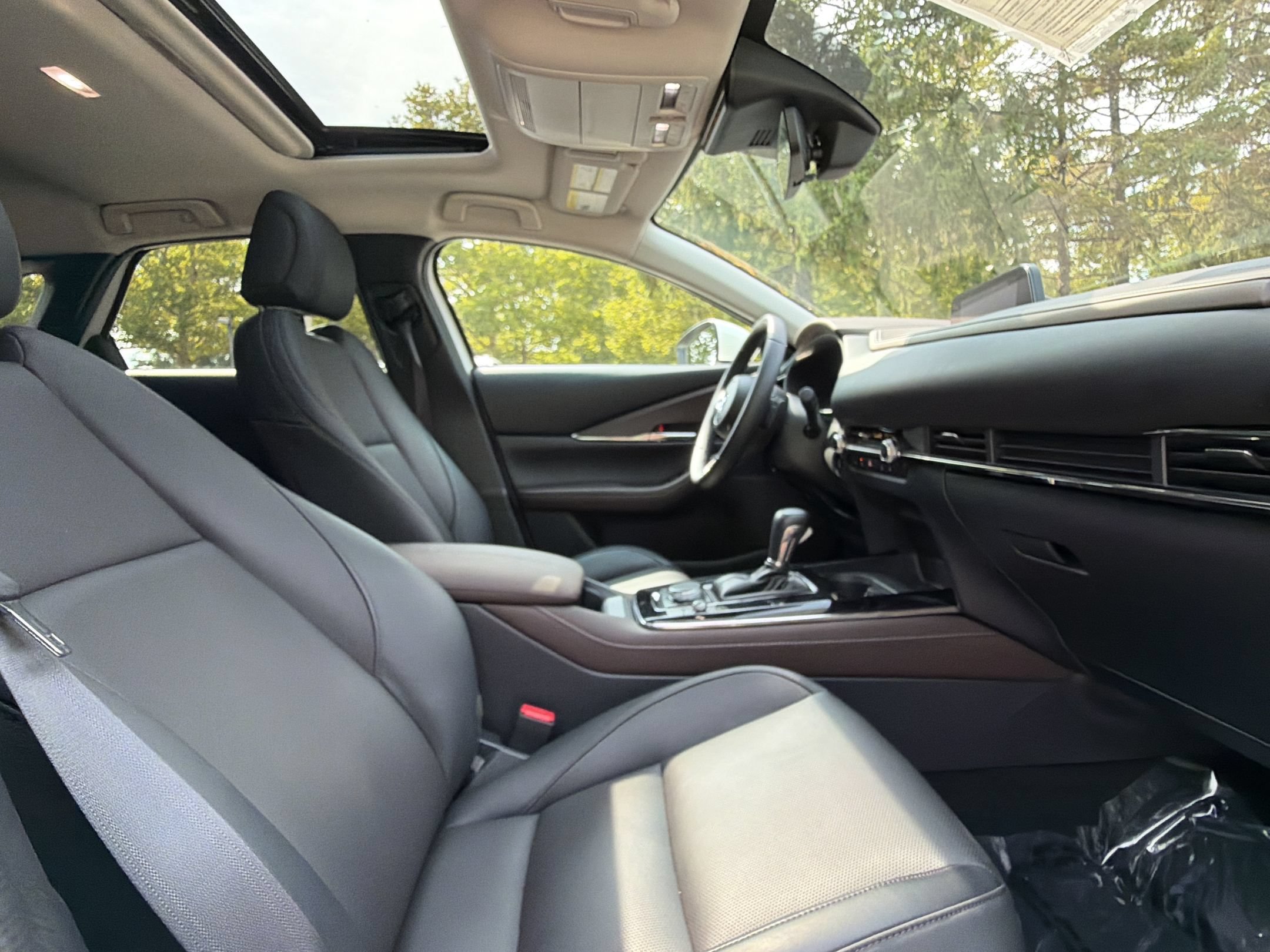 Used 2021 MAZDA CX-30 AWD 2.5 S w/ Premium Package image 25