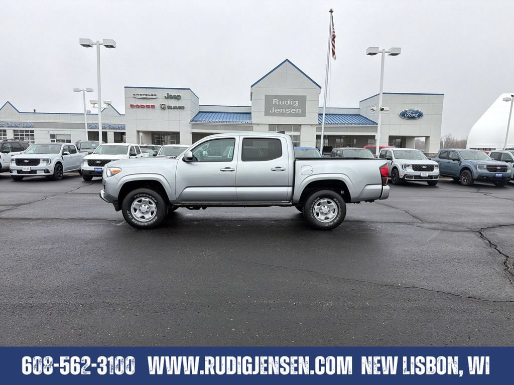 Used 2023 Toyota Tacoma SR AWD/4WD image 2
