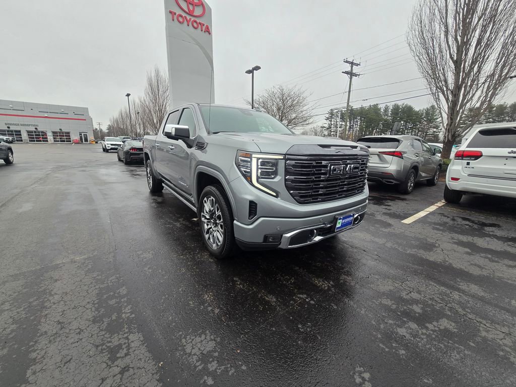 Used 2024 GMC Sierra 1500 Denali Ultimate AWD/4WD image 11