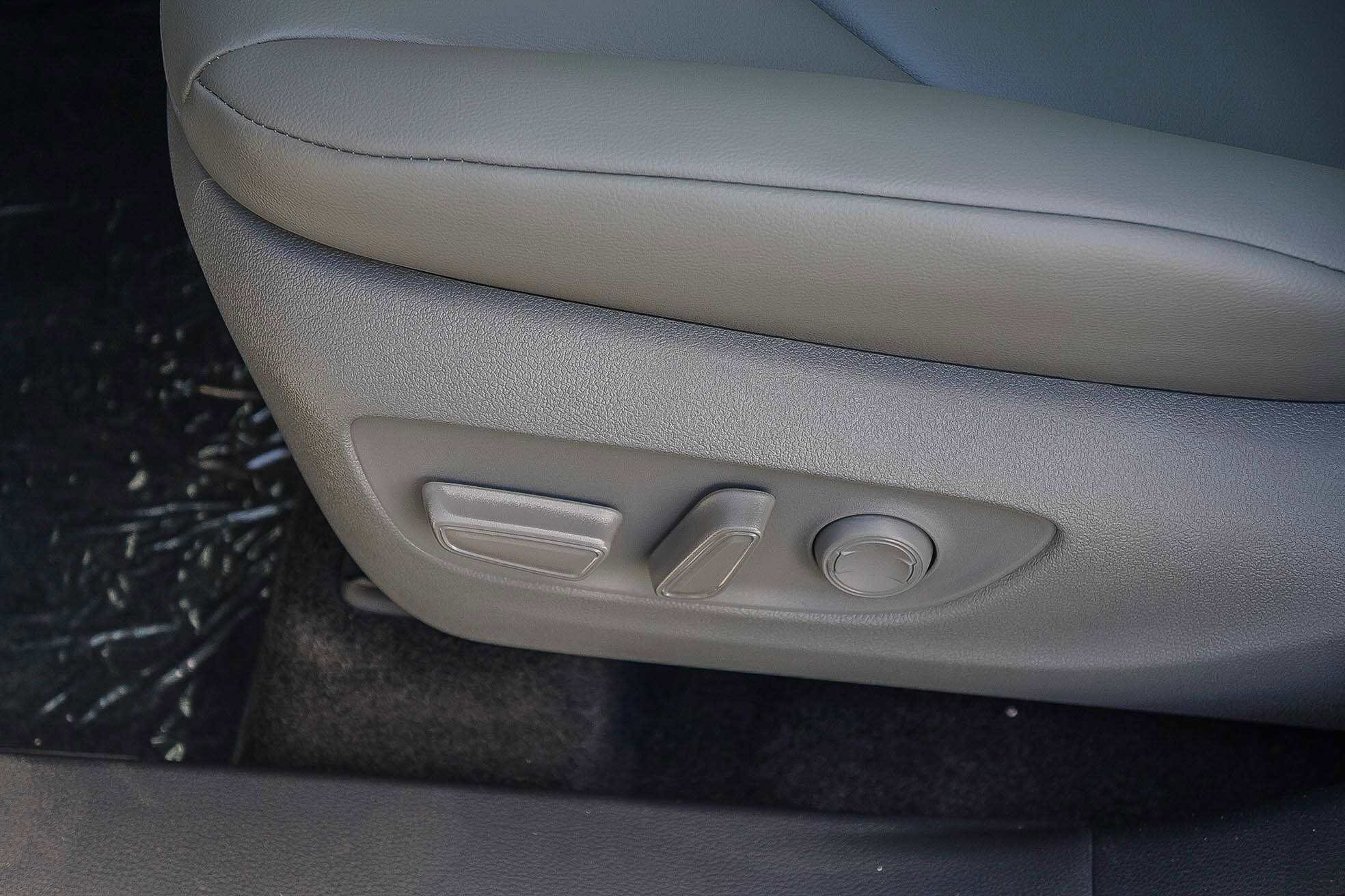 New 2026 Toyota Highlander XLE image 26