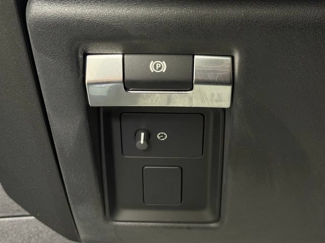 Used 2025 Land Rover Defender 130 Outbound AWD/4WD image 44