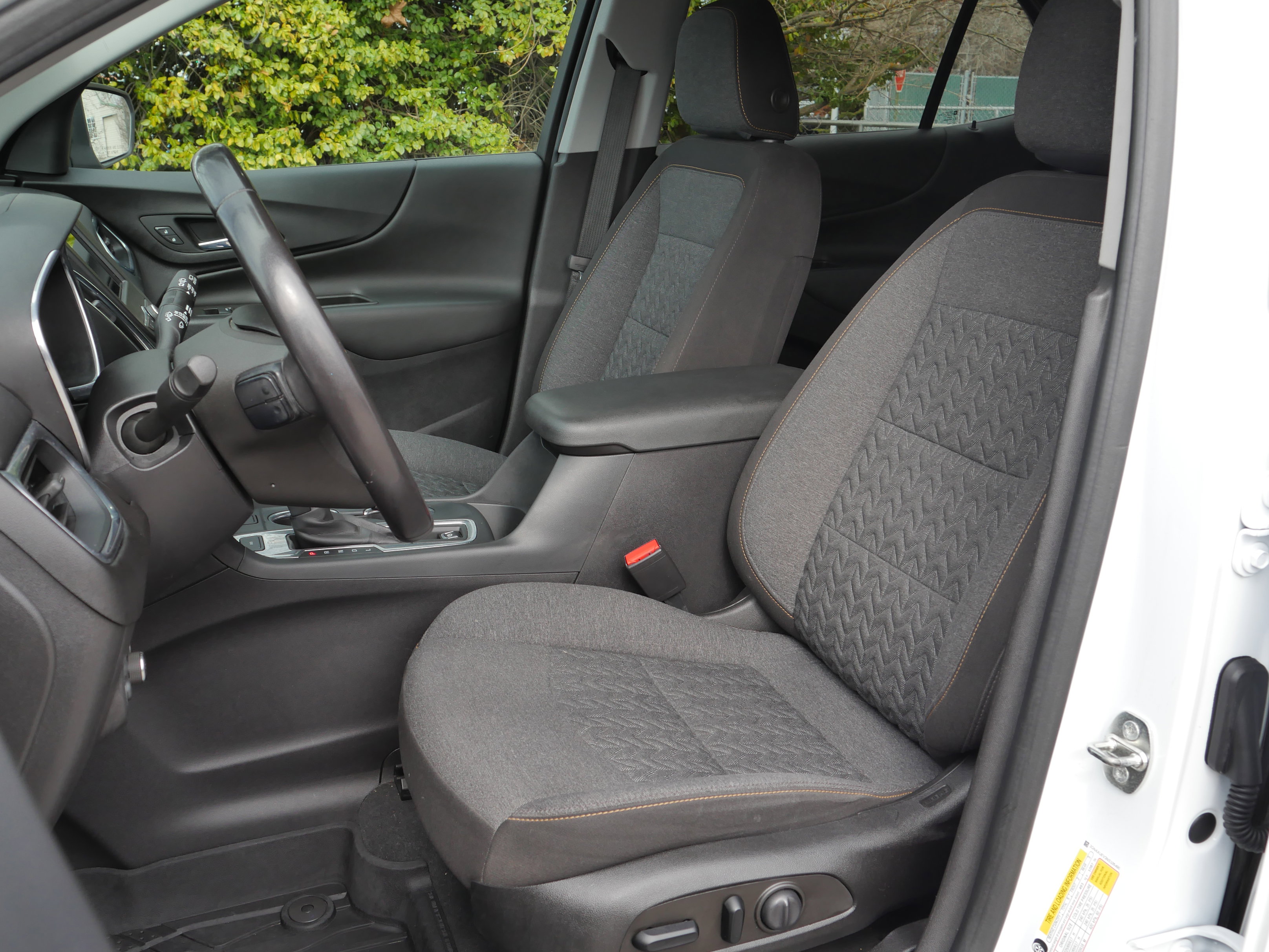 Used 2022 Chevrolet Equinox LT image 35