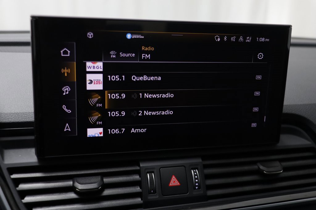 Used 2025 Audi Q5 e Premium Plus w/ Premium Plus Package image 10