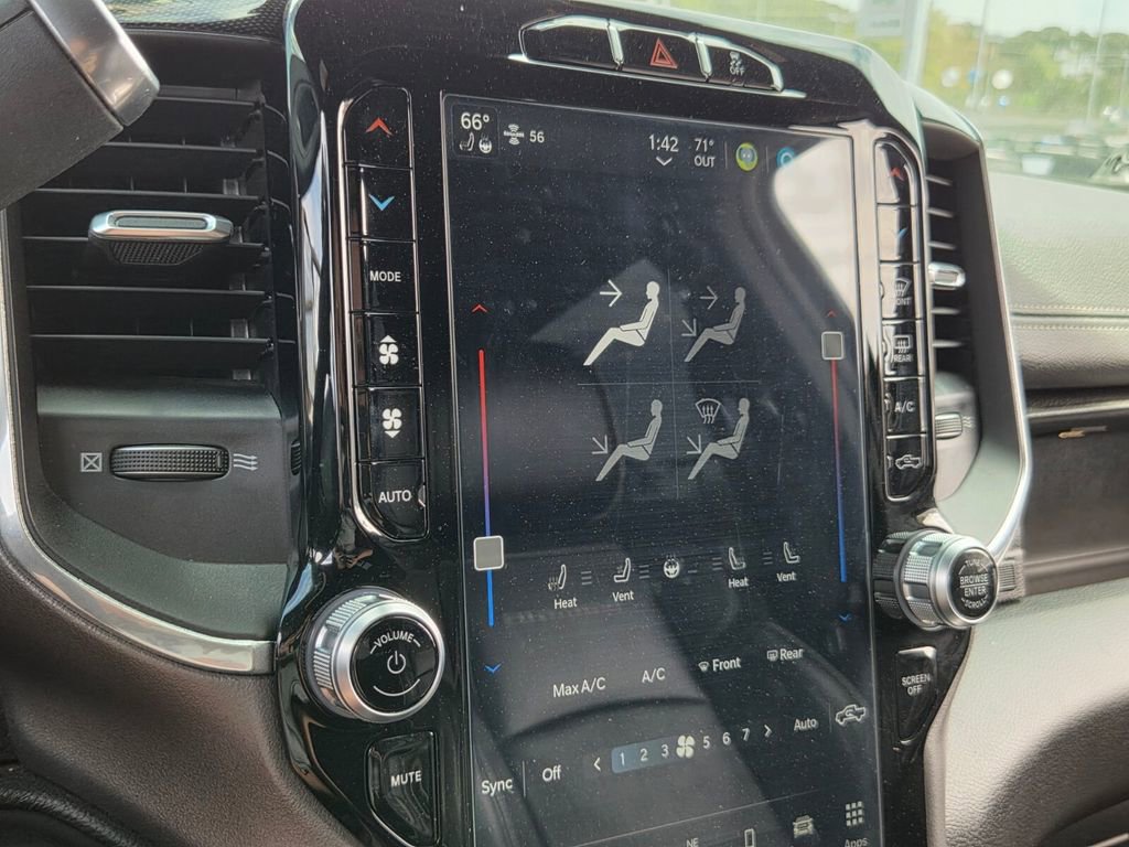 Used 2022 RAM 2500 Laramie image 16