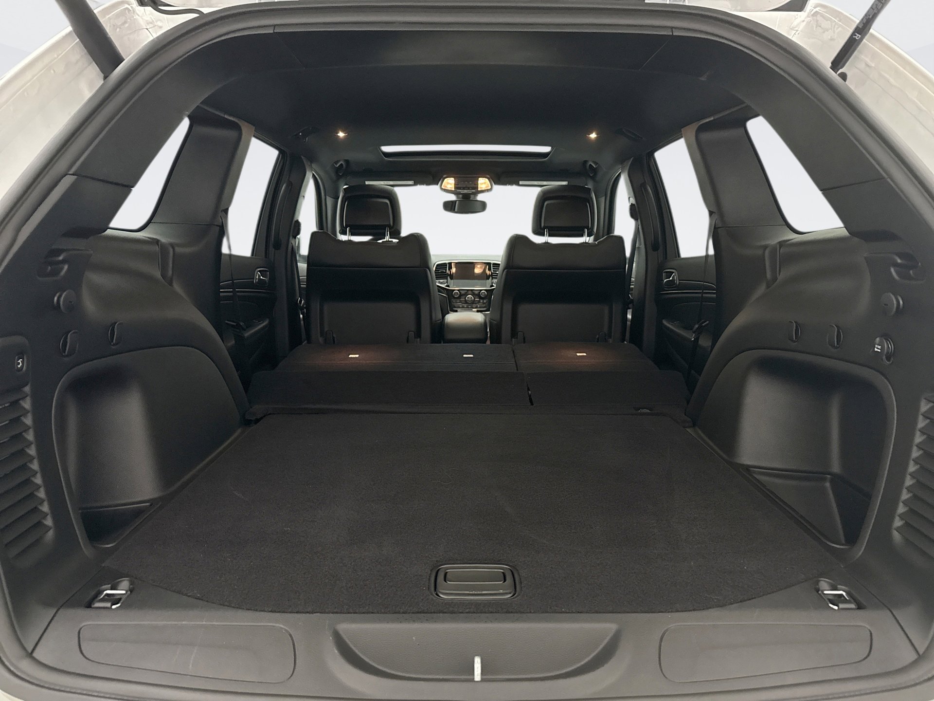 Used 2021 Jeep Grand Cherokee Limited X image 22