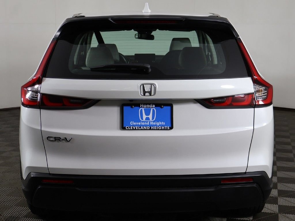Used 2023 Honda CR-V LX image 9