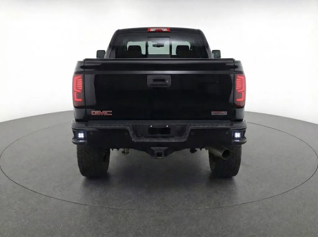 Used 2017 GMC Sierra 2500 SLT w/ Duramax Plus Package image 26