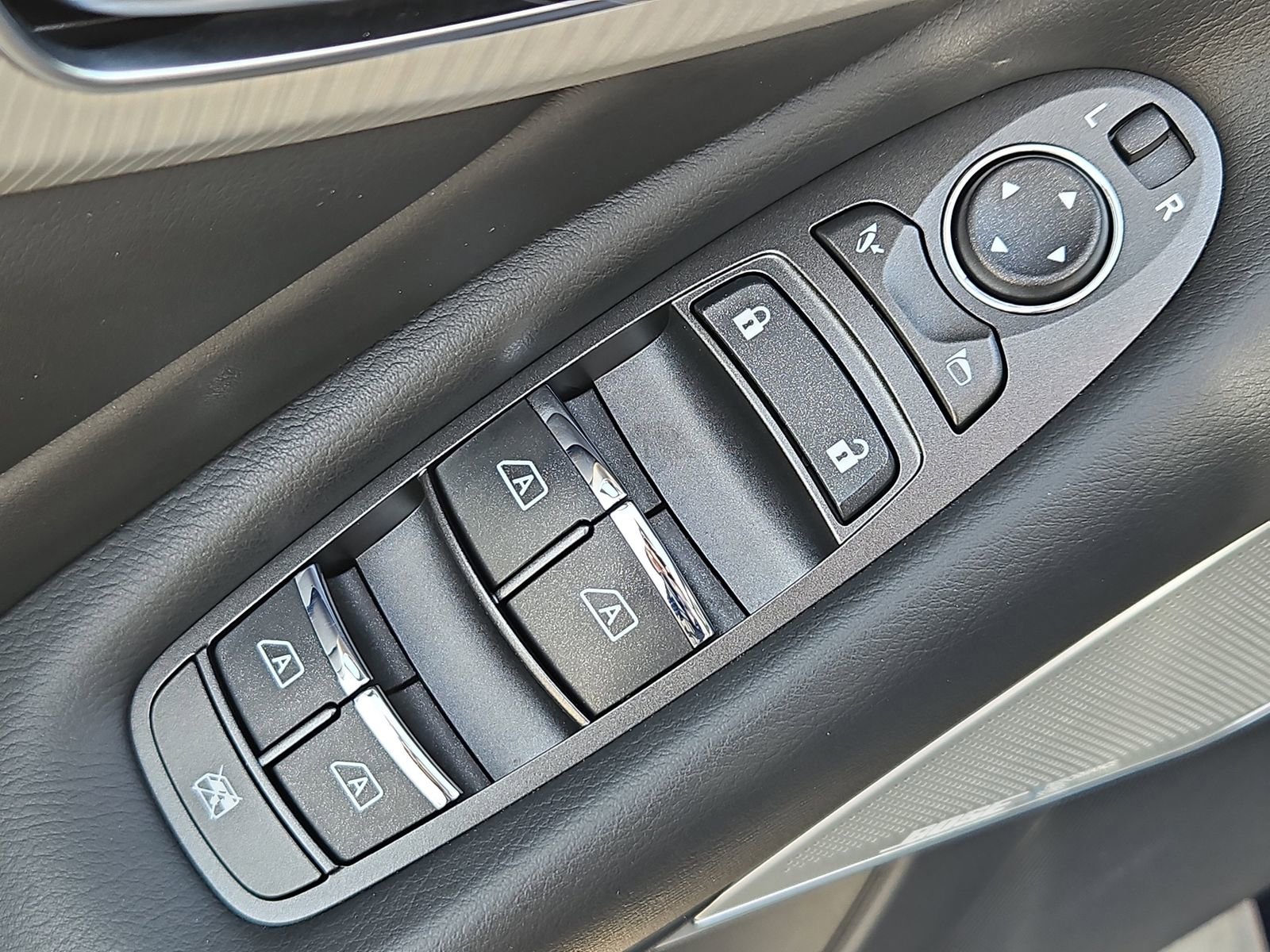 Used 2024 INFINITI Q50 Luxe w/ Cargo Package image 23