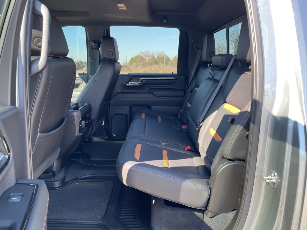 Used 2024 GMC Sierra 2500 AT4 w/ AT4 Premium Plus Package image 29