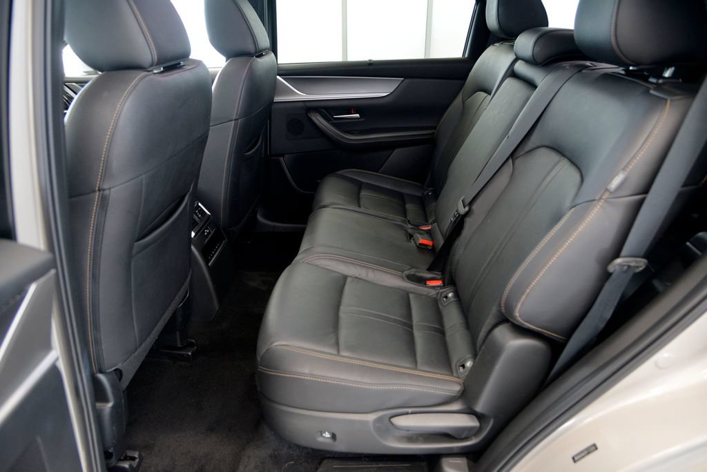 Certified 2024 MAZDA CX-90 Plug-In Hybrid w/ Preferred AWD/4WD image 28