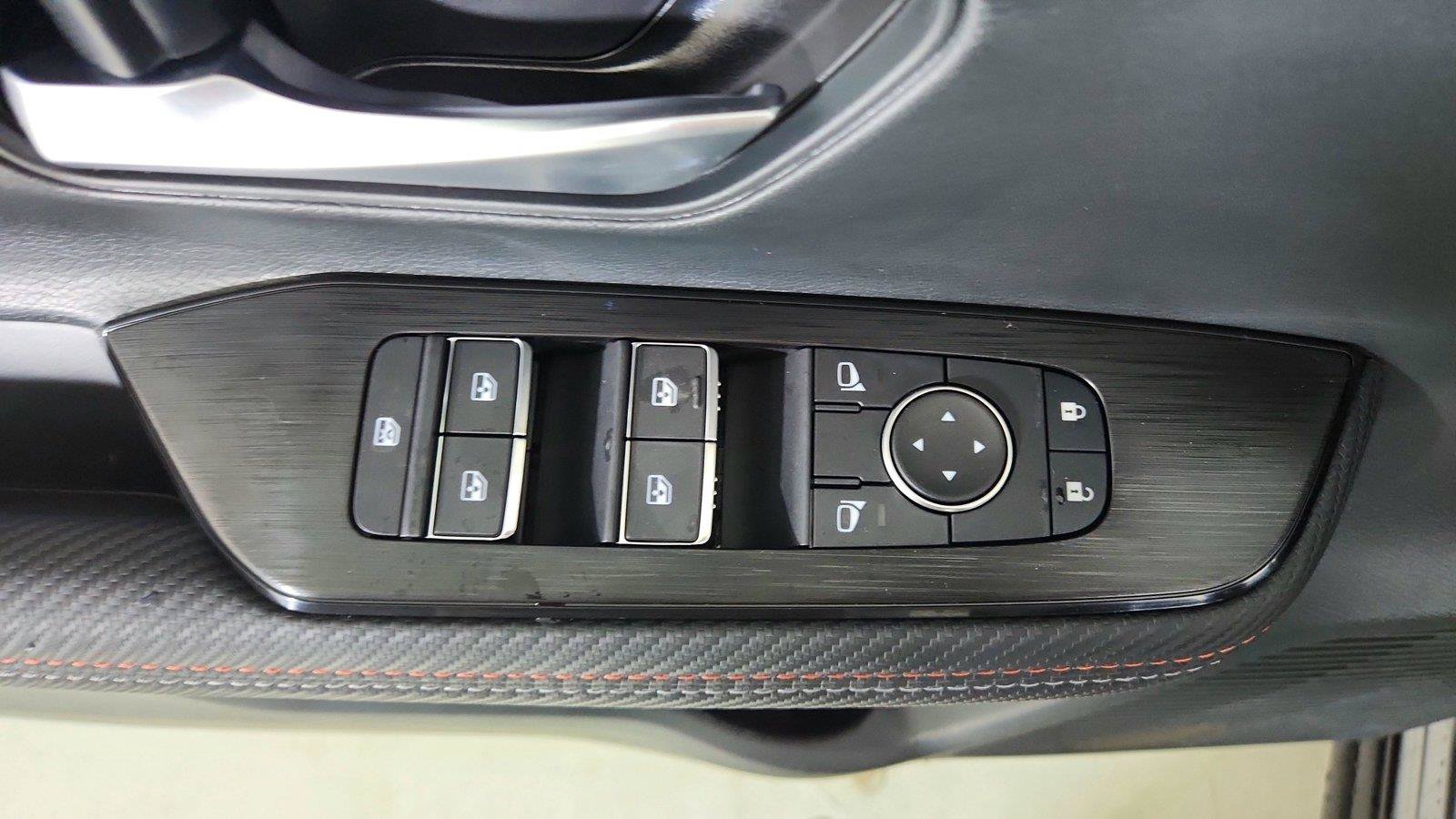 Used 2026 Nissan Kicks SR w/ Illumination Package AWD/4WD image 16