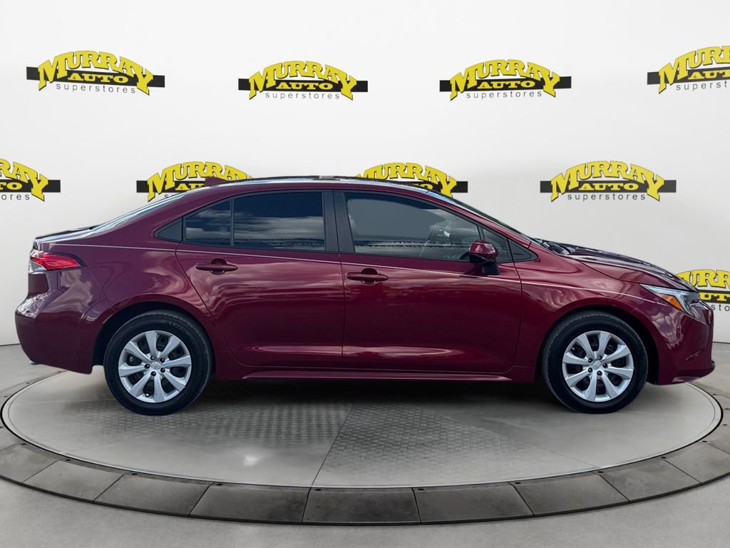 Used 2025 Toyota Corolla LE image 7