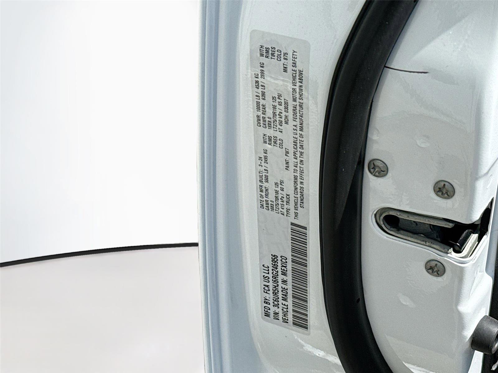 New 2024 RAM 2500 Tradesman w/ Chrome Appearance Group image 22