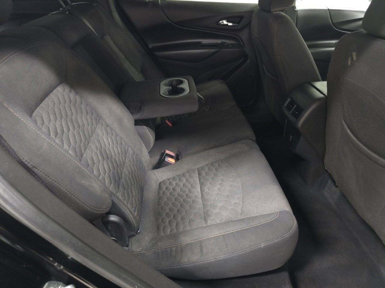 Used 2018 Chevrolet Equinox LT image 19