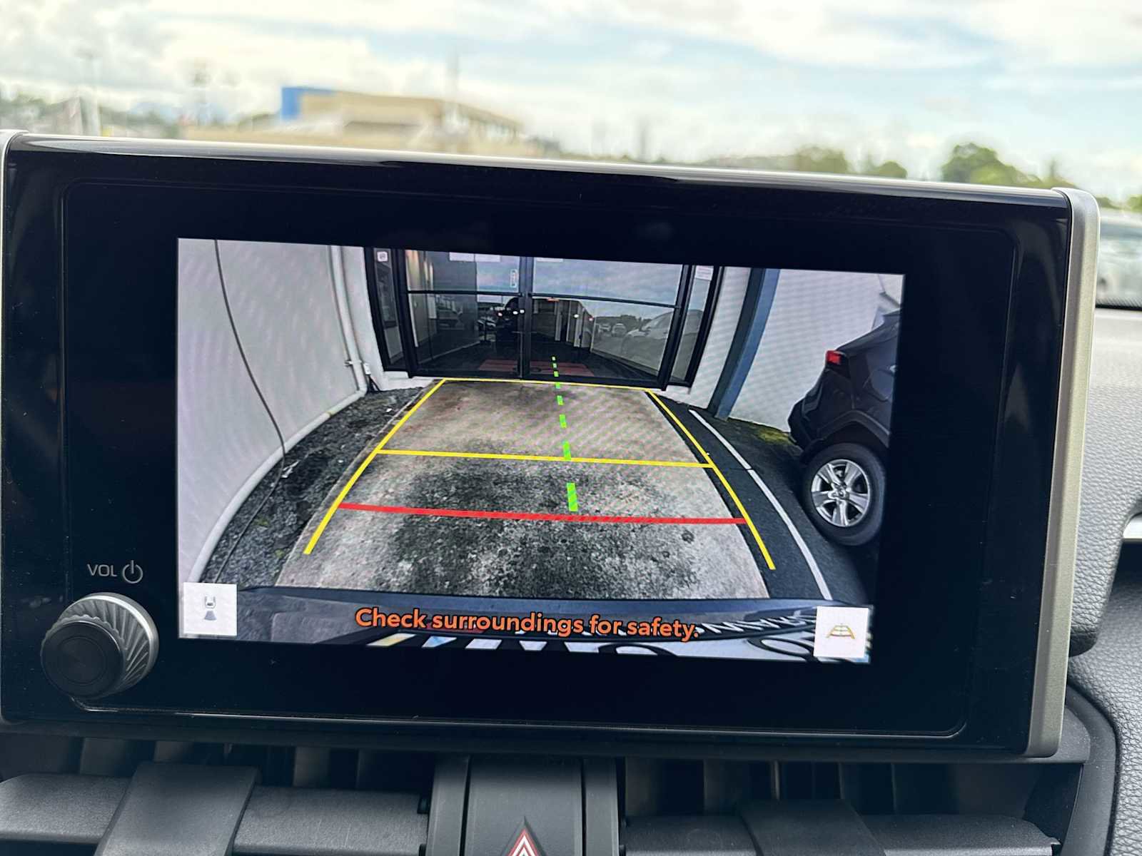 Used 2023 Toyota RAV4 LE FWD image 18