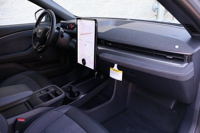 New 2025 Ford Mustang Mach-E GT w/ Interior Protection Package AWD/4WD image 38