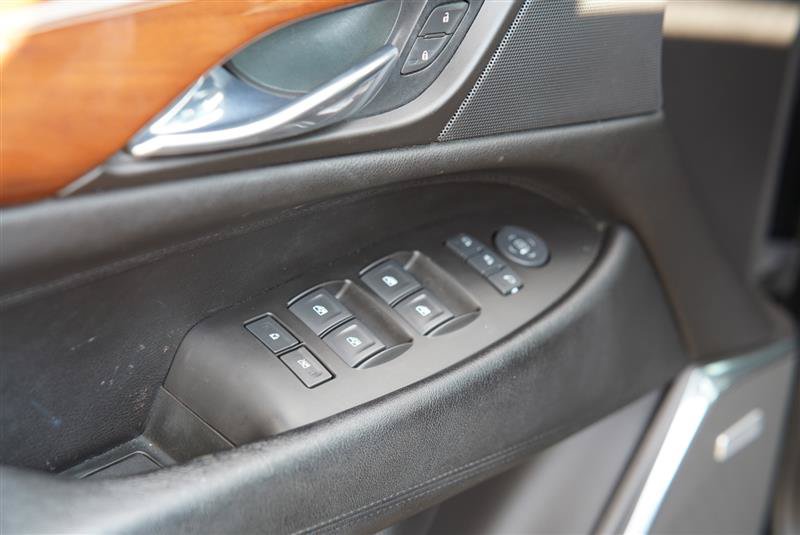 Used 2017 Cadillac Escalade Luxury AWD/4WD image 50