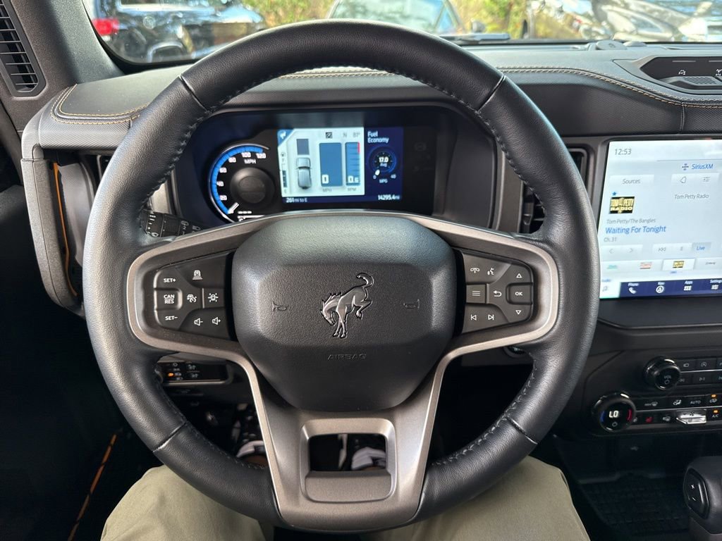Used 2024 Ford Bronco Badlands image 26