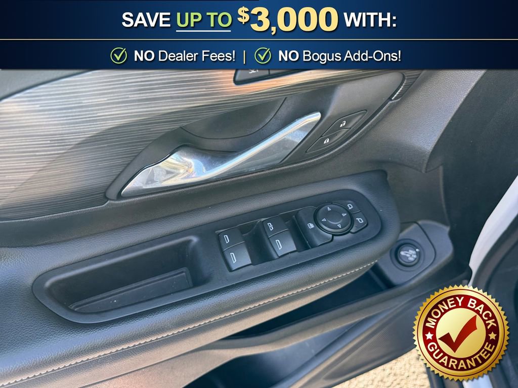 Used 2024 GMC Terrain SLT image 16