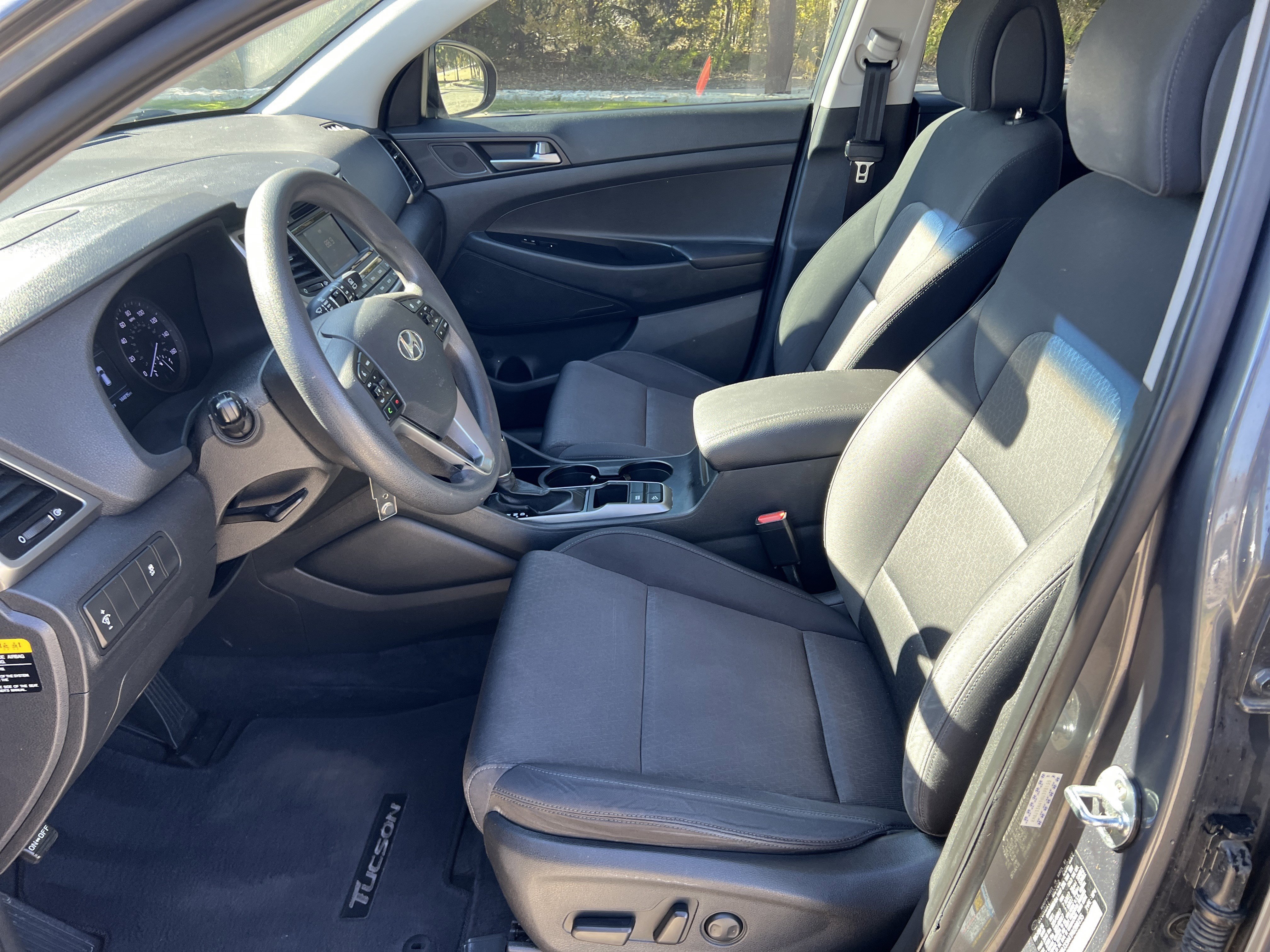 Used 2017 Hyundai Tucson SE image 16