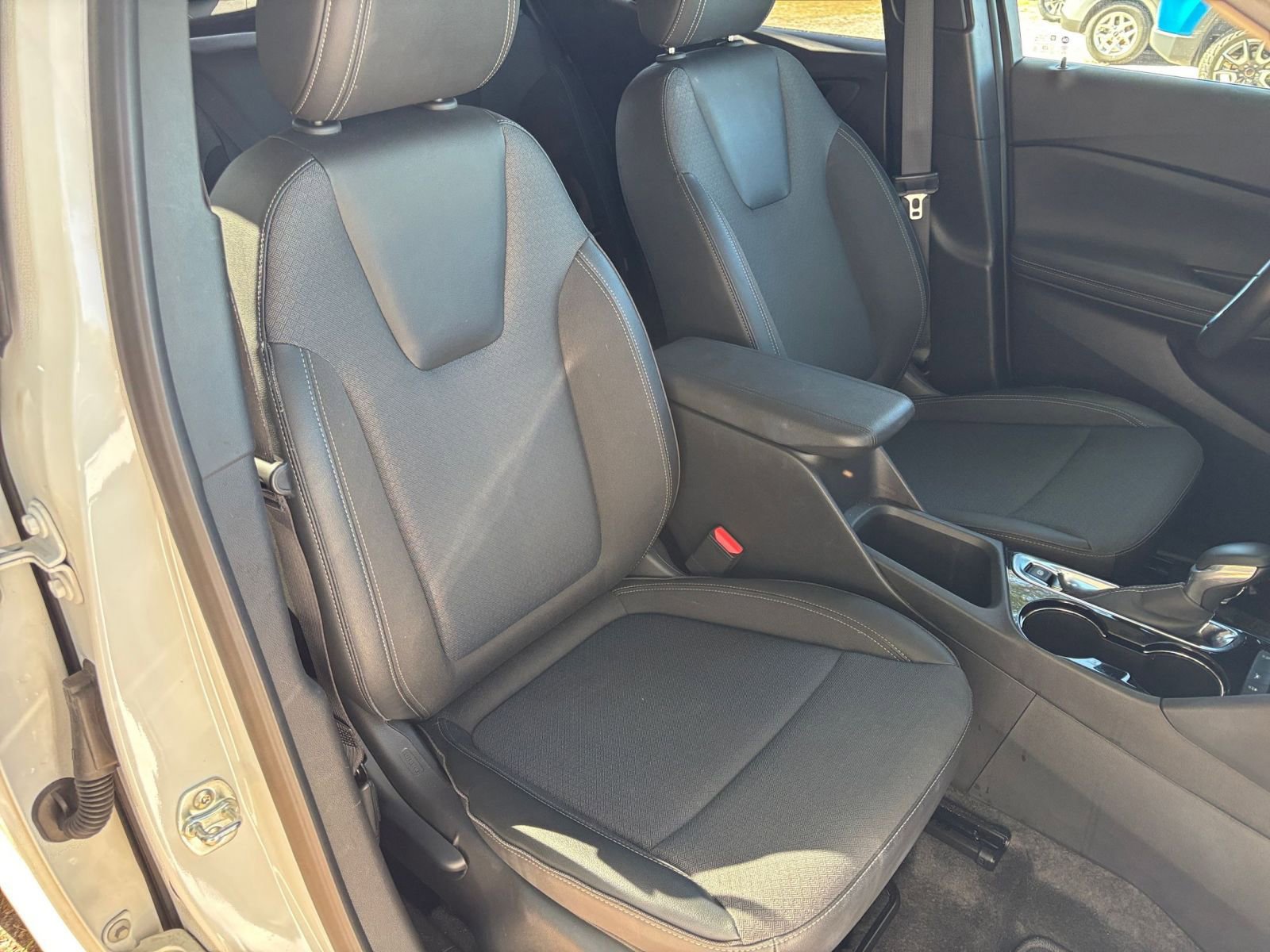 Used 2025 Buick Encore GX Preferred FWD image 37