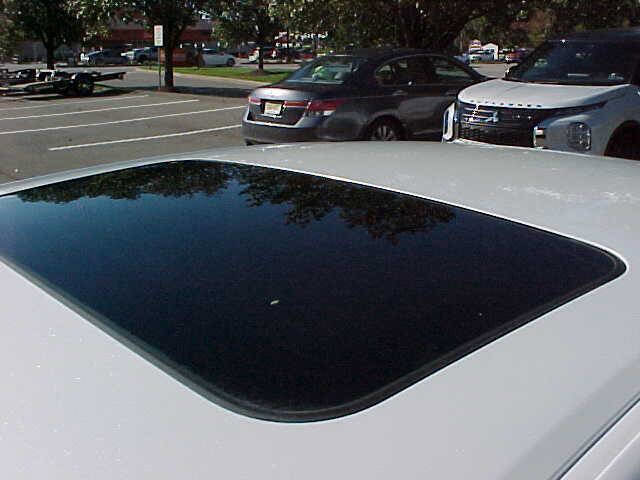 Used 2008 Toyota Avalon Limited image 29