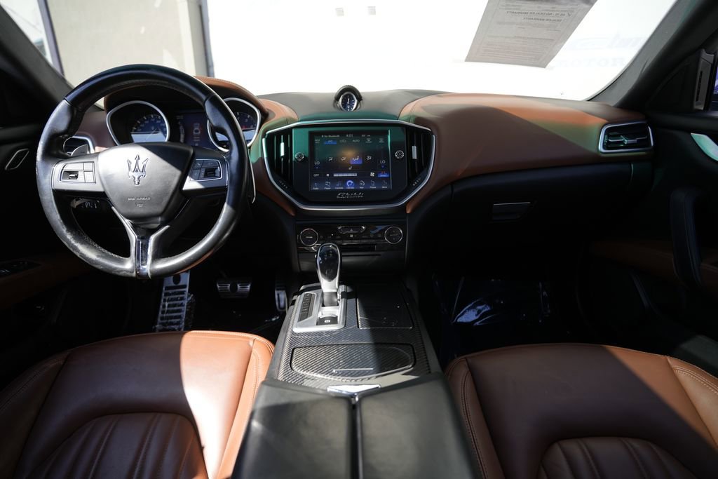 Used 2015 Maserati Ghibli S Q4 AWD/4WD image 39