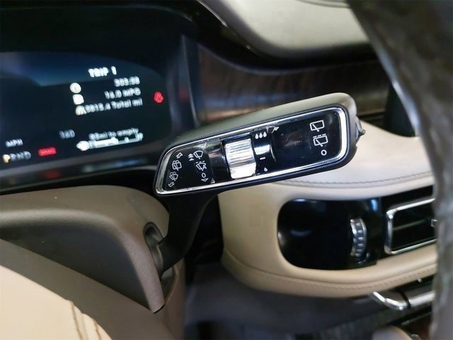 Used 2020 Lincoln Aviator Reserve w/ Equipment Group 202A image 22