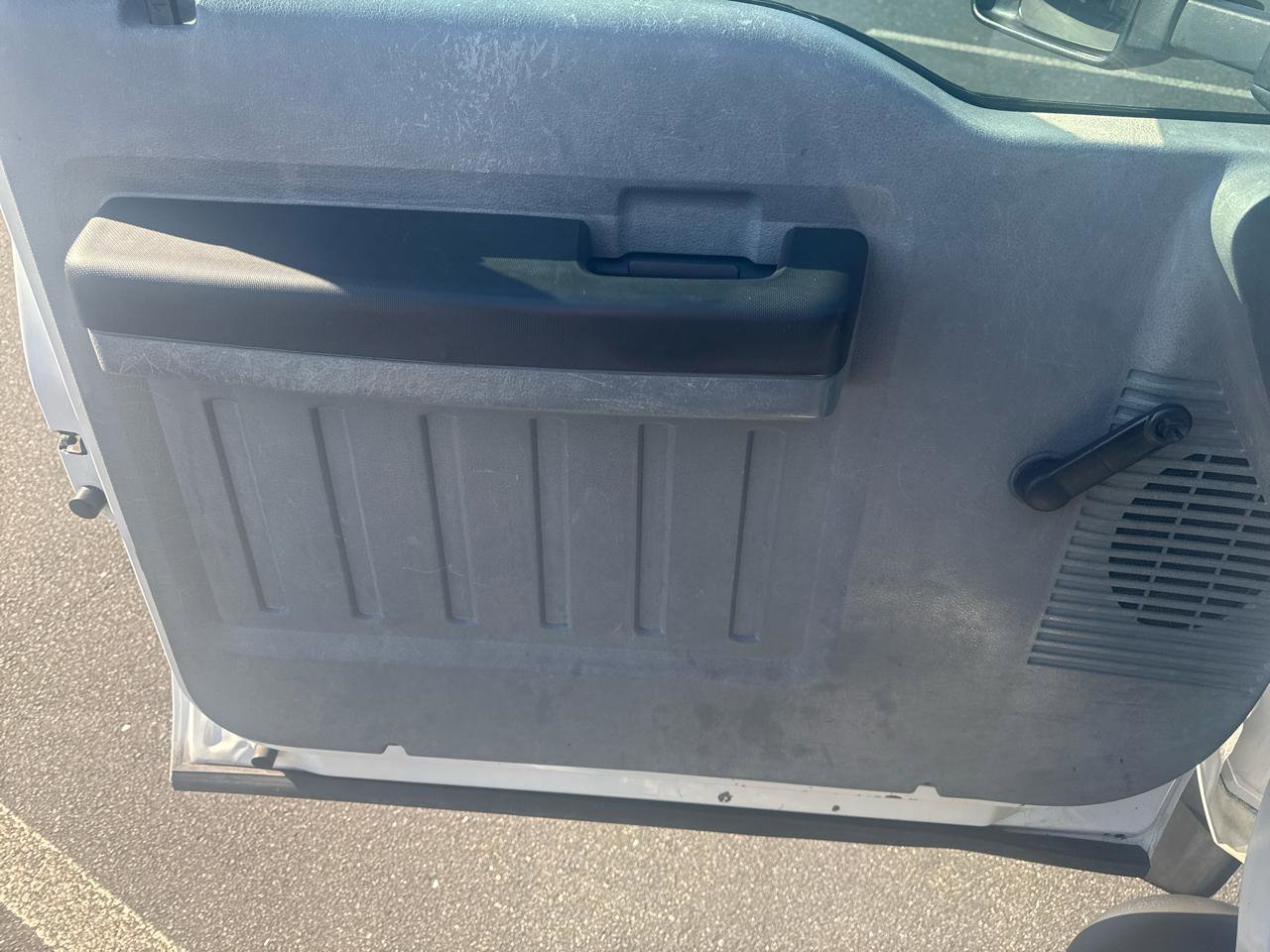 Used 2015 Ford F550 2WD Crew Cab Super Duty image 21