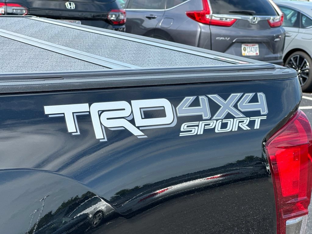 Used 2016 Toyota Tacoma TRD Sport w/ Premium & Technology Package AWD/4WD image 4