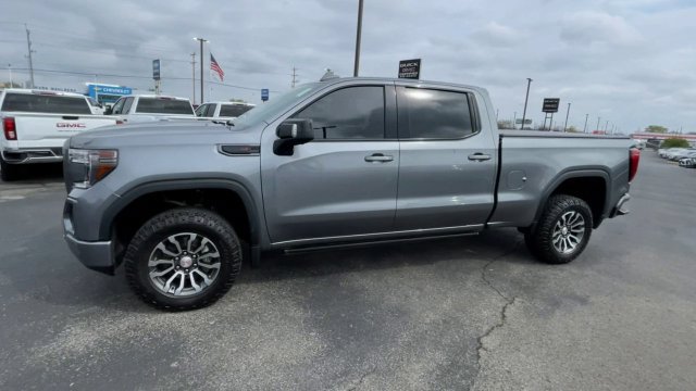 Used 2022 GMC Sierra 1500 AT4 w/ Technology Package AWD/4WD image 6