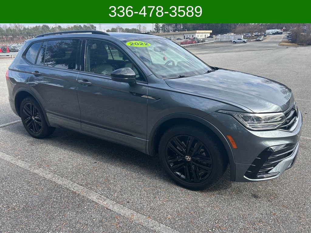 Used 2022 Volkswagen Tiguan SE R-Line image 7