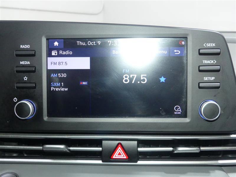 Used 2022 Hyundai Elantra SEL w/ Preferred Accessory Package image 35