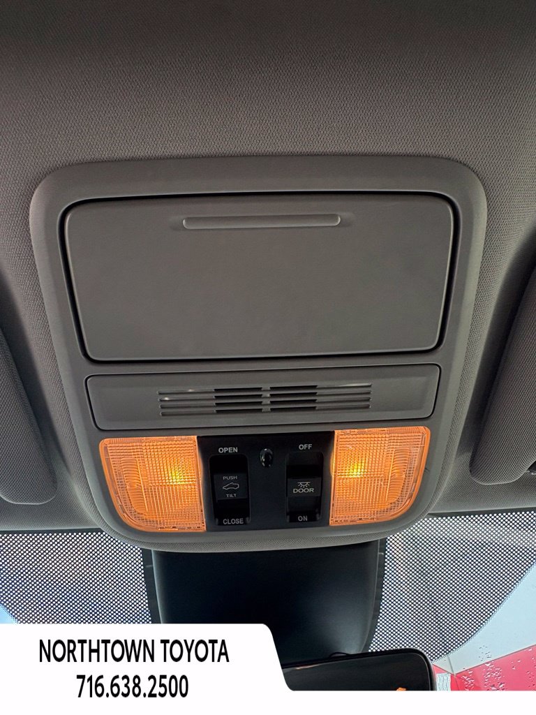 Used 2023 Honda Odyssey EX-L image 26