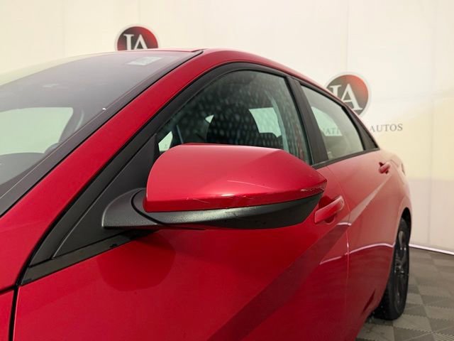 Certified 2021 Hyundai Elantra SEL w/ Convenience Package image 11