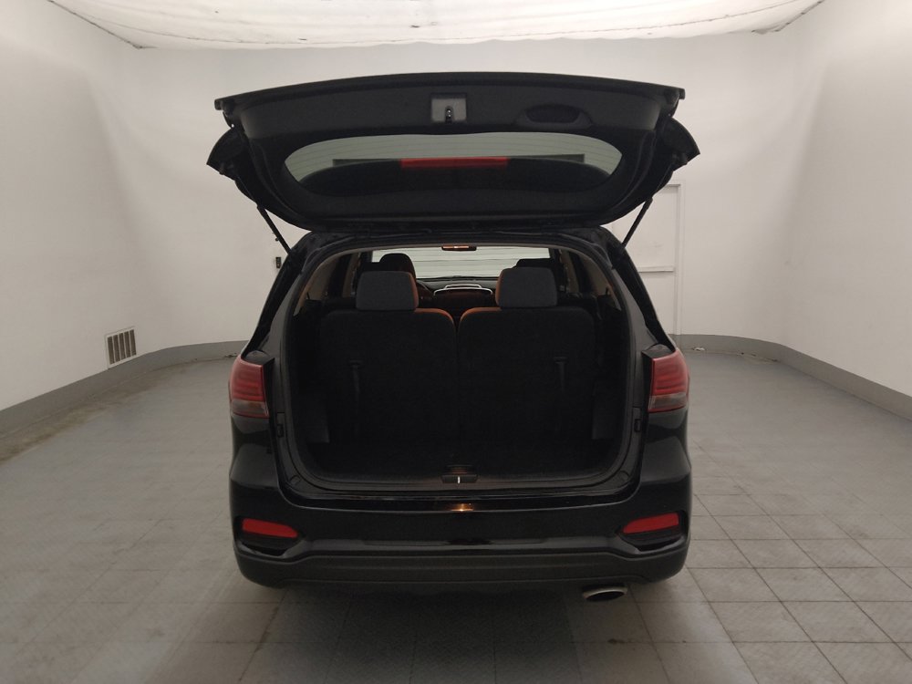 Used 2019 Kia Sorento L FWD image 29