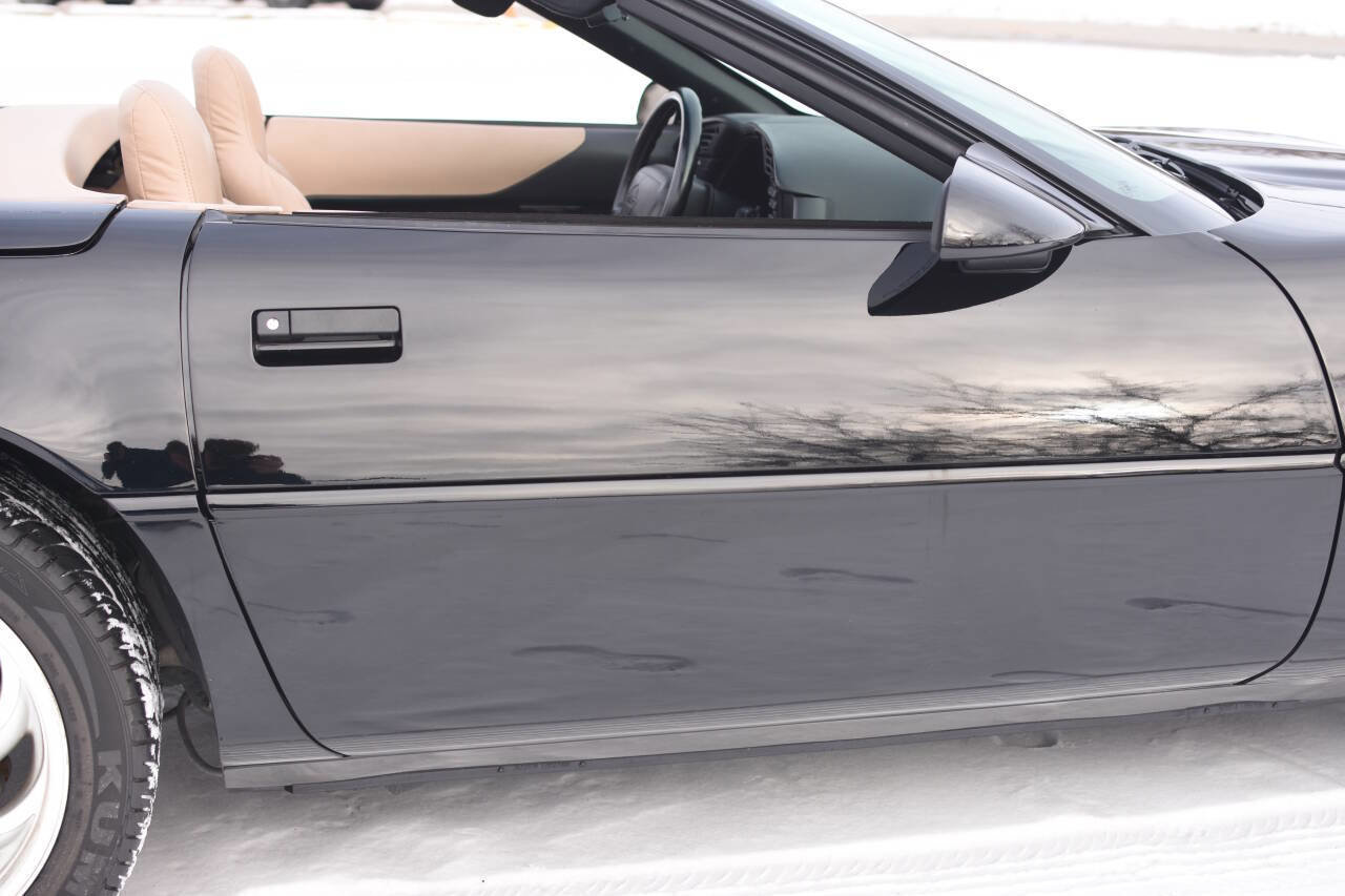 Used 1994 Chevrolet Corvette Convertible image 21