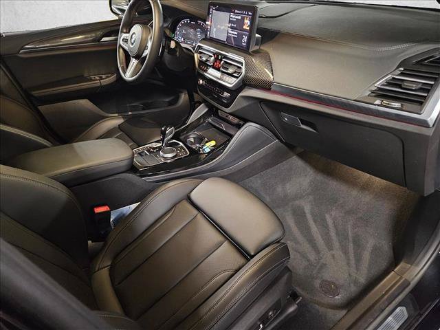 Certified 2024 BMW X4 M40i w/ Premium Package AWD/4WD image 21