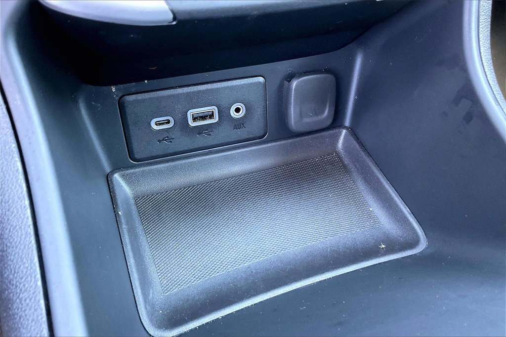 Certified 2024 GMC Terrain SLE image 25