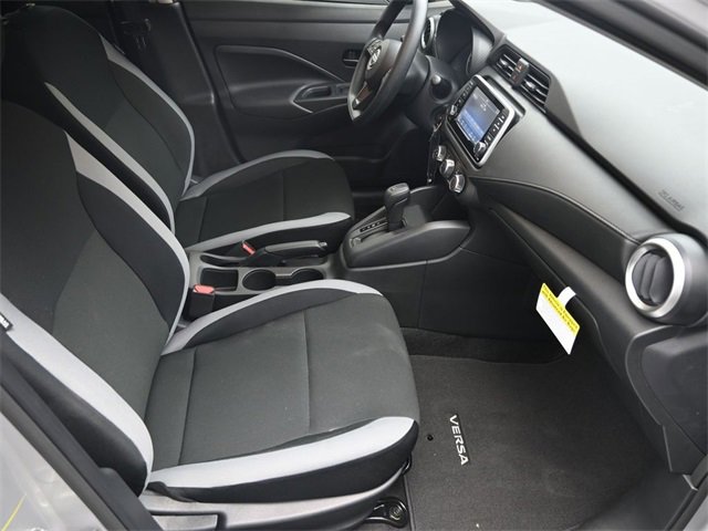 Used 2025 Nissan Versa S w/ S Plus Package image 36