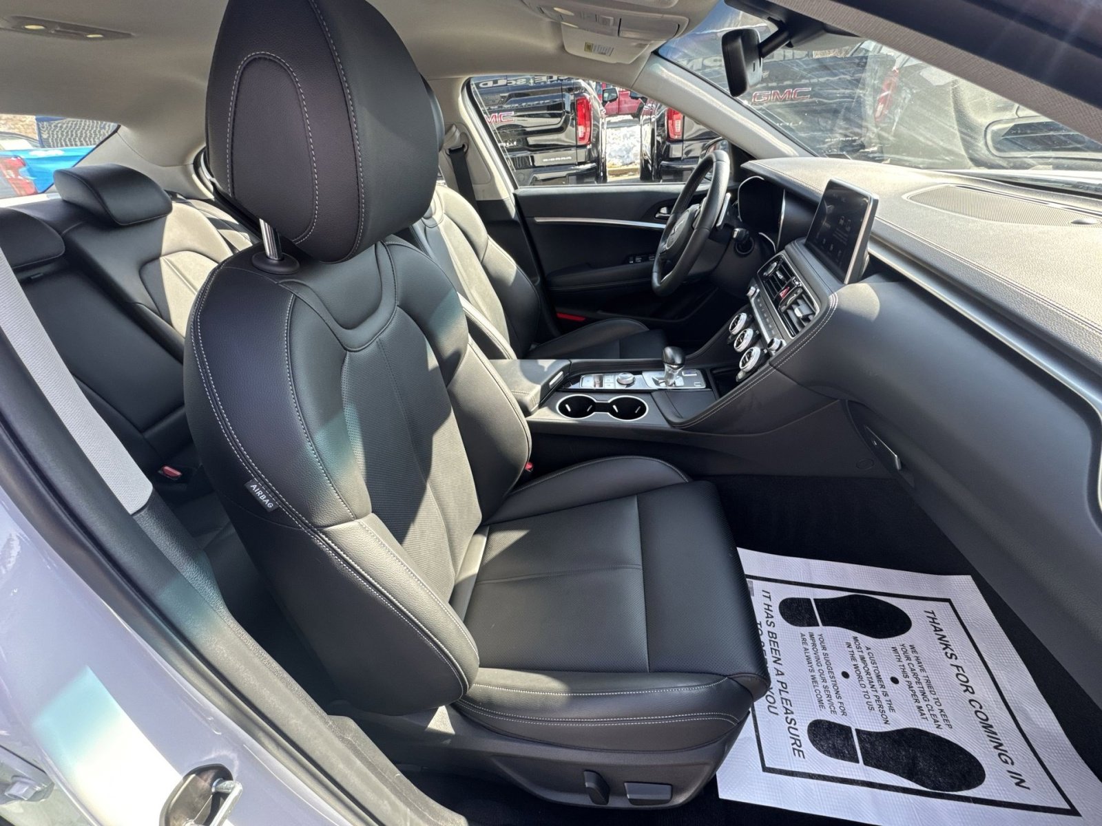 Used 2021 Genesis G70 2.0T image 25